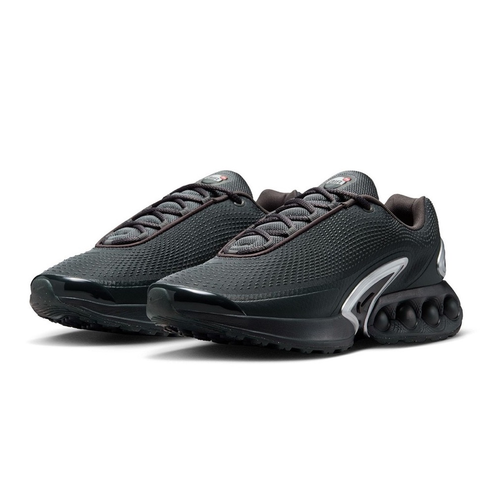 NEW Nike Air Max DN size 9 Mens Grey Silver Running Shoes